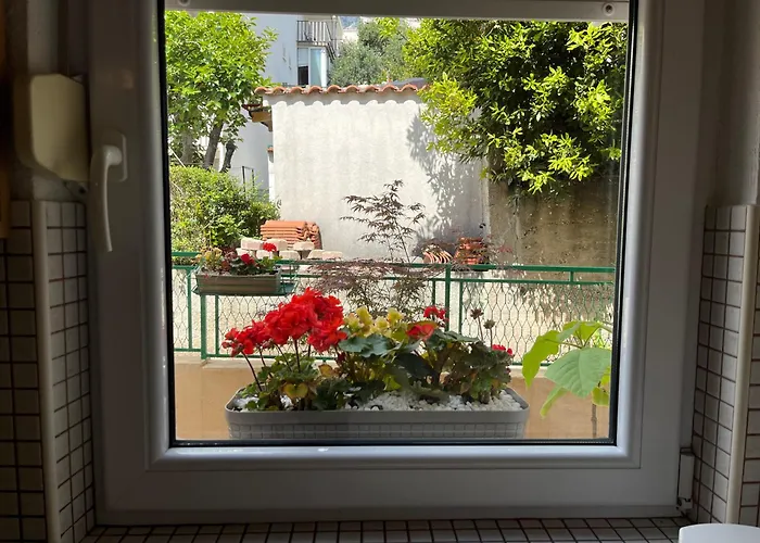 Apartment Lora *