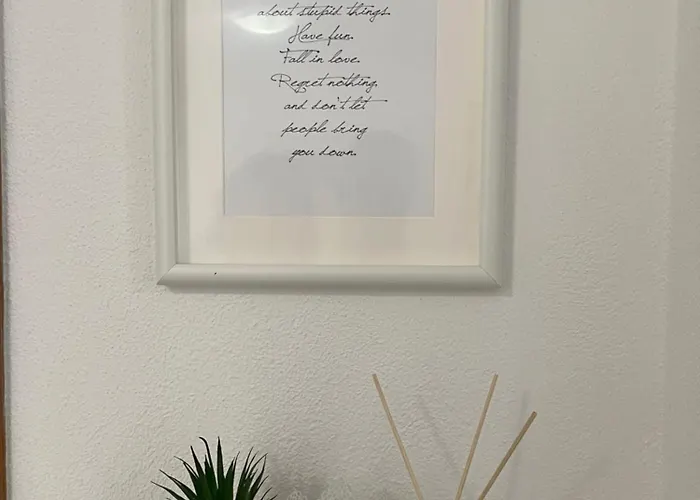 Lora Апартаменты Макарска