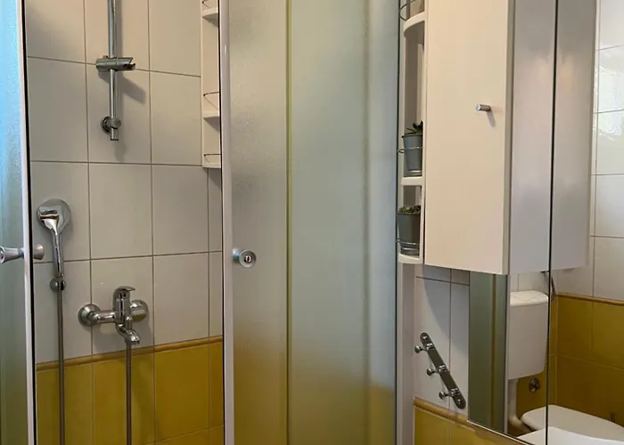 Lora * Макарска